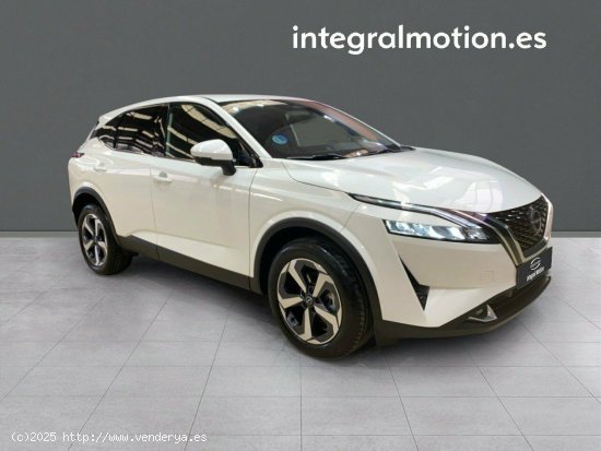 Nissan Qashqai DIG-T 103kW N-Connecta - 