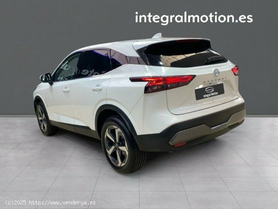 Nissan Qashqai DIG-T 103kW N-Connecta - 