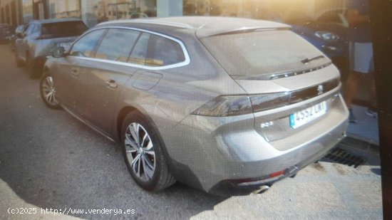 Peugeot 508 SW ALLURE HYBRID 225 e-EAT8 - Ponteareas