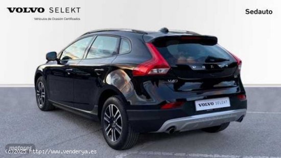 Volvo V 40 1.5 T3 PLUS AUTO 5P de 2018 con 22.000 Km por 23.900 EUR. en Murcia