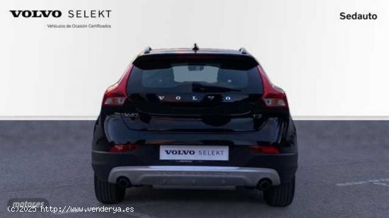 Volvo V 40 1.5 T3 PLUS AUTO 5P de 2018 con 22.000 Km por 23.900 EUR. en Murcia