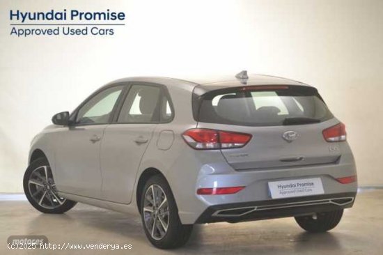 Hyundai i30 1.5 DPI Klass SLX 110 de 2023 con 25.000 Km por 18.900 EUR. en Valladolid