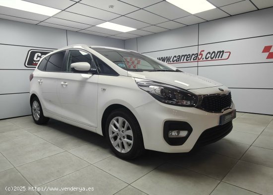 Kia Carens TEST - 