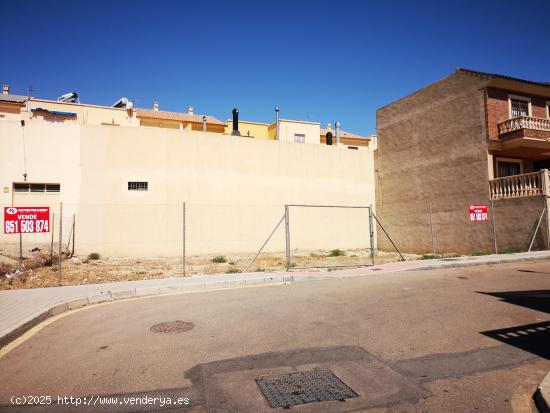  TERRENO URBANO DIRECTO - HUERCAL ALMERIA BARRIO EL CERCADO - 220 M2 - POSIBILIDAD ADQUIRIR PROYECTO  