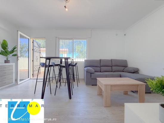 PRECIOSO BUNGALOW TOTALMENTE REFORMADO, VENGA A VERLO, GRAN OPORTUNIDAD - ALICANTE