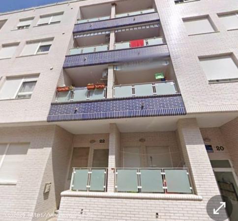 VIVIENDA OCUPADA  EN VILLAMARCHANTE CON GARAJE - VALENCIA