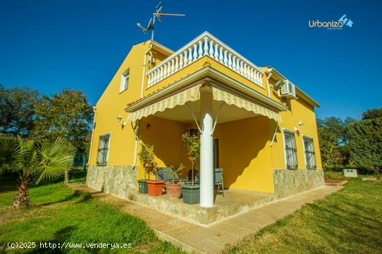  CHALET CAMPOMANES BADAJOZ - BADAJOZ 