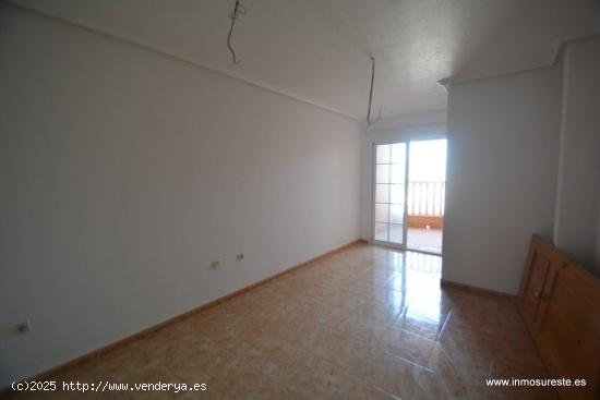 Estupendo piso en la pedanía de Los Desamparados, Orihuela, de 80 m2. construidos, - ALICANTE