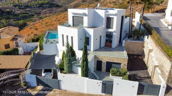 Villa en venta en Pego (Alicante)