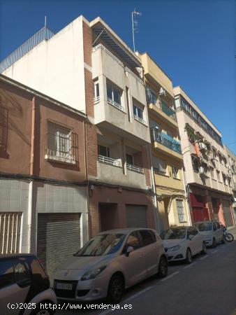  OPORTUNIDAD INVERSORES!!!! VENTA DE EDIFICIO EN MUY BUEN ESTADO ZONA CAROLINAS BAJAS - ALICANTE 