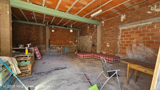 SE VENDE LOCAL COMERCIAL EN LORQUÍ - MURCIA