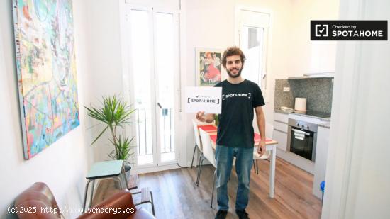 apartamento acogedor, luminoso y soleado en alquiler en Sant Antoni, en el centro de Barcelona - BAR