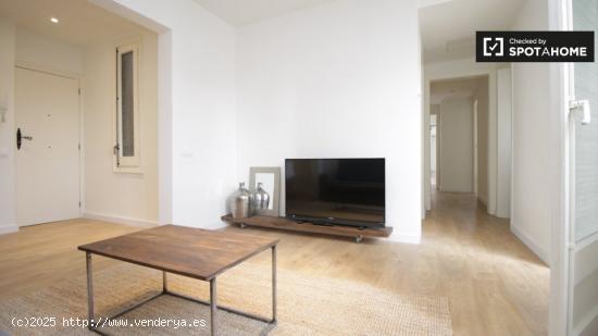 Apartamento de 3 dormitorios en alquiler en Barri Gòtic - BARCELONA