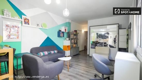 Genial apartamento en alquiler cerca de la estación de tren de Sarrià - BARCELONA