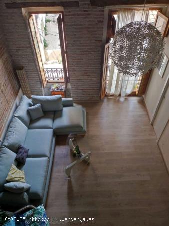  Apartamento entero de 1 dormitorio en Valencia - VALENCIA 