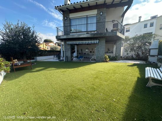  Magnífica casa pareada amb vistes al Montseny, La Roca del Vallès. - BARCELONA 