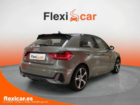 Audi A1 Sportback Adrenalin 30 TFSI 81kW (110CV) - Badalona