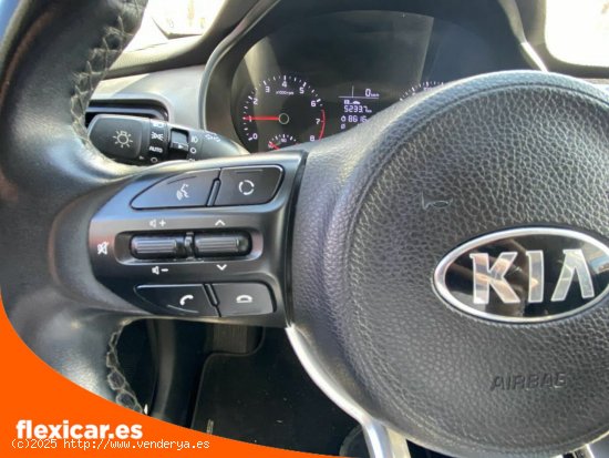 Kia Stonic 1.0 T-GDi 74kW (100CV) Drive - Murcia