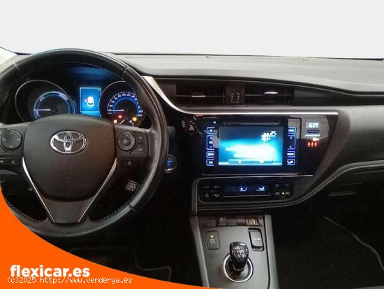 Toyota Auris 1.8 140H Hybrid Active - Roquetas de Mar