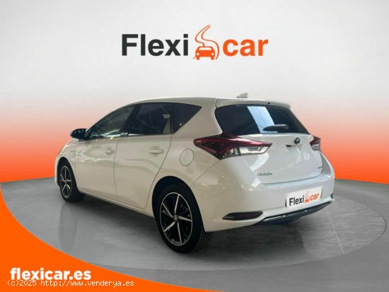 Toyota Auris 1.8 140H Hybrid Active - Olot