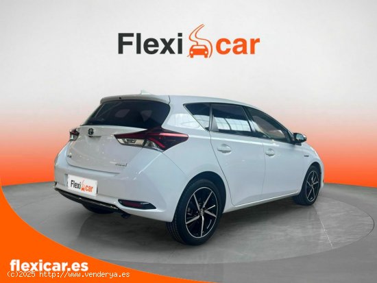 Toyota Auris 1.8 140H Hybrid Active - Olot