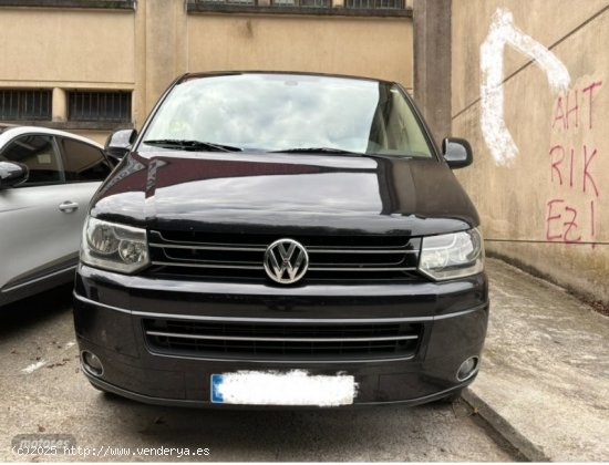 Volkswagen Multivan 180 highline de 2011 con 250.000 Km por 21.000 EUR. en Guipuzcoa