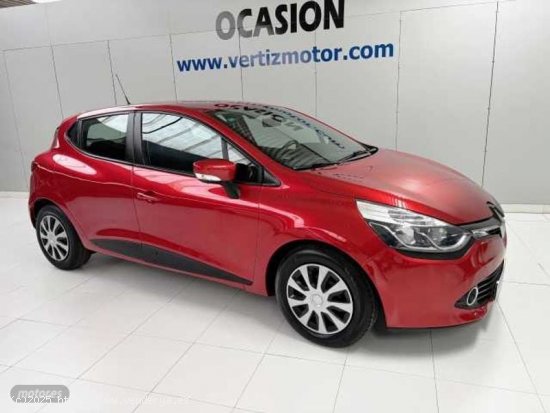 Renault Clio 1.2 Expression de 2015 con 108.000 Km por 9.400 EUR. en Guipuzcoa