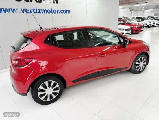 Renault Clio 1.2 Expression de 2015 con 108.000 Km por 9.400 EUR. en Guipuzcoa