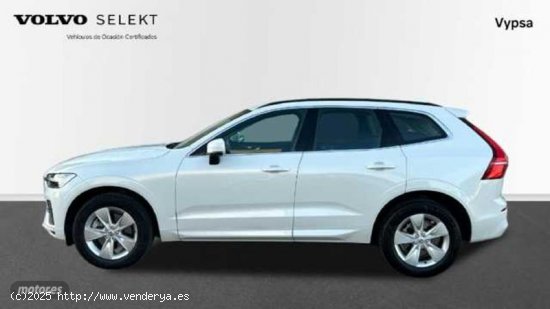 Volvo XC 60 2.0 B4 D CORE AUTO 4WD 197 5P de 2023 con 33.094 Km por 43.900 EUR. en Malaga