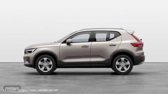 Volvo XC40 2.0 B3 CORE AUTO 163 5P de 2024 con 22.166 Km por 33.900 EUR. en Cadiz