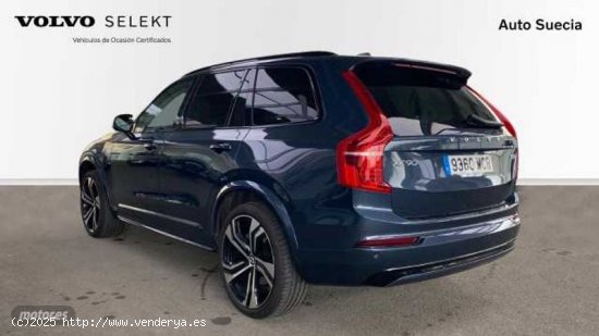 Volvo XC 90 B5 DIESEL AWD PLUS DARK SIETE ASIENTOS de 2022 con 12.507 Km por 64.000 EUR. en Guipuzco