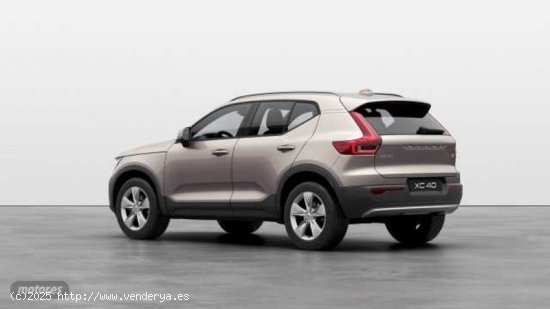 Volvo XC40 2.0 B3 CORE AUTO 163 5P de 2024 con 12.361 Km por 33.900 EUR. en Cadiz