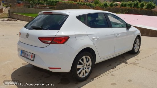 Seat Leon 1.6 TDI de 2015 con 121.633 Km por 13.900 EUR. en Madrid