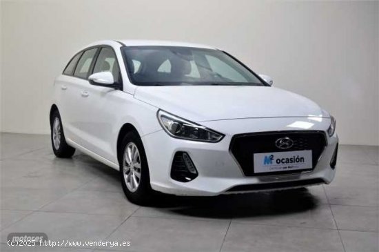 Hyundai i30 CW 1.6 CRDi 81kW (110CV) Link de 2018 con 120.170 Km por 14.490 EUR. en Valencia