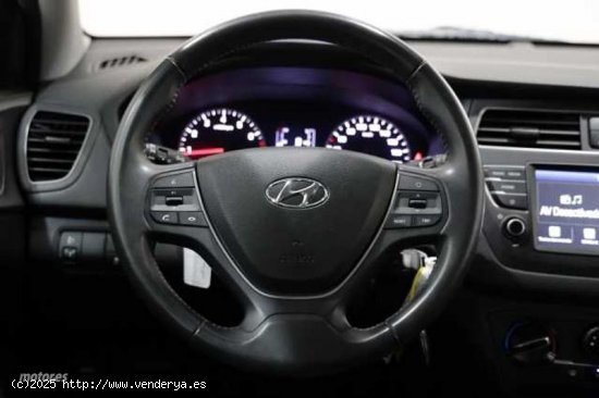 Hyundai i20 1.2 MPI 55kW (75CV) Essence LE de 2018 con 78.713 Km por 11.900 EUR. en Valencia