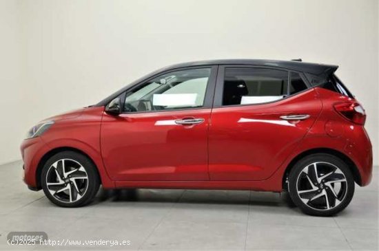 Hyundai i10 1.2 Tecno 2C de 2021 con 23.250 Km por 14.990 EUR. en Valencia