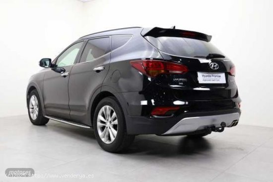 Hyundai Santa Fe 2.2 CRDi Tecno Auto 4x2 7S de 2016 con 70.623 Km por 23.990 EUR. en Valencia