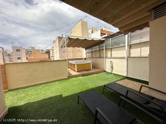 BONITO ATICO CERCA DE LUCEROS CON GRAN TERRAZA DE CASI 70 METROS!! - ALICANTE