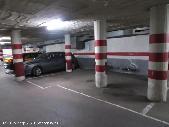  GRAN PLAZA DE PARKING EN LA AVENIDA MERIDIANA - BARCELONA 