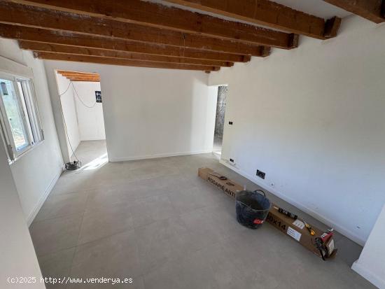 ¡Casa en venta con 2 habitaciones terreno de 940 m²  en Finestrat! 200.000€🏡✨ - ALICANTE