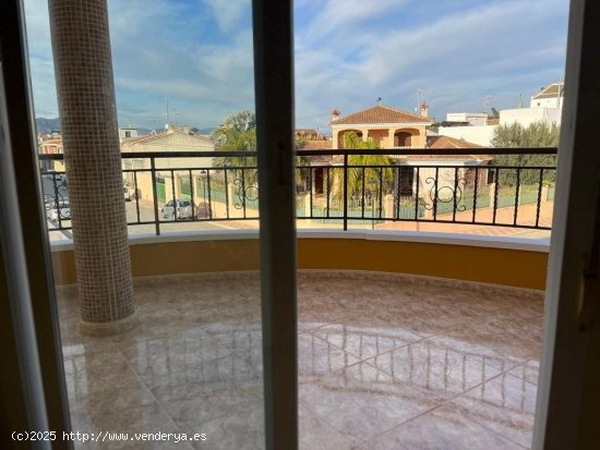 Villa en venta en Jacarilla (Alicante)