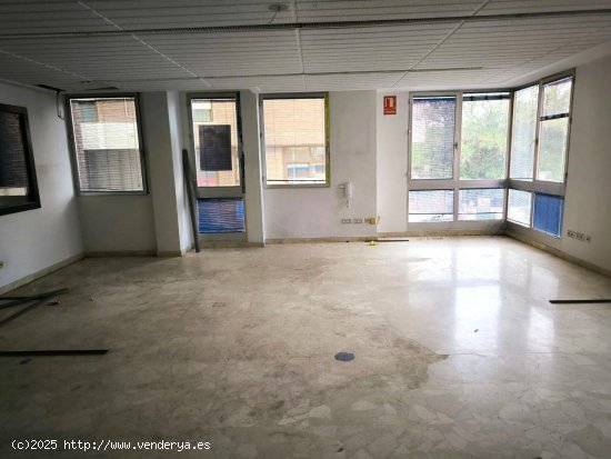 Oficina en venta en Vélez-Málaga (Málaga)