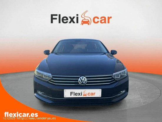 Volkswagen Passat 1.6 TDI 120cv Advance BMT - Jerez de la Frontera