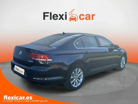 Volkswagen Passat 1.6 TDI 120cv Advance BMT - Jerez de la Frontera