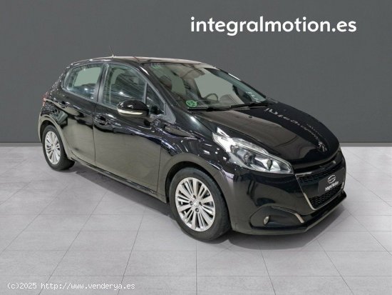 Peugeot 208 5P Signature 1.2L PureTech 60KW (82CV) - Santiago de Compostela