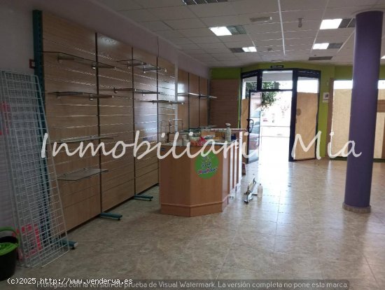 SE ALQUILA BAJO COMERCIAL CENTRICO EN PUERTO LUMBRERAS