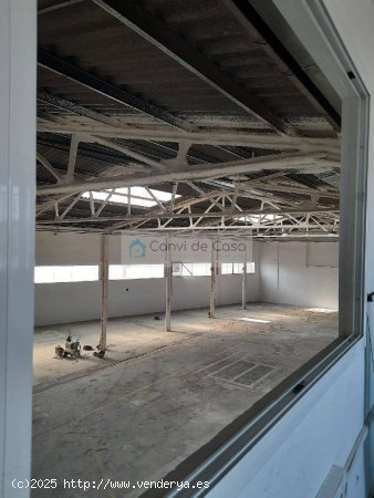 NAVE DE 1000M2 EN ALQUILER - BARBERÀ DEL VALLÈS