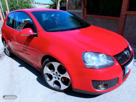 Volkswagen Golf GTI 2.0 TSI DSG-BIXENON-NAVI COMAND-KLIMATIZADOR-NACION de 2005 con 237.000 Km por 7