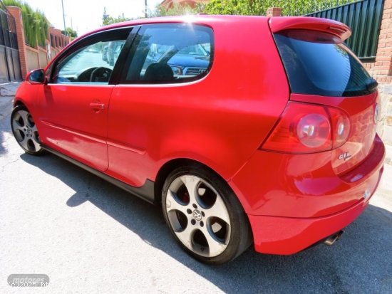 Volkswagen Golf GTI 2.0 TSI DSG-BIXENON-NAVI COMAND-KLIMATIZADOR-NACION de 2005 con 237.000 Km por 7