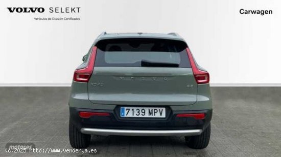 Volvo XC40 2.0 B3 CORE AUTO 5P de 2024 con 28.342 Km por 32.900 EUR. en Vizcaya